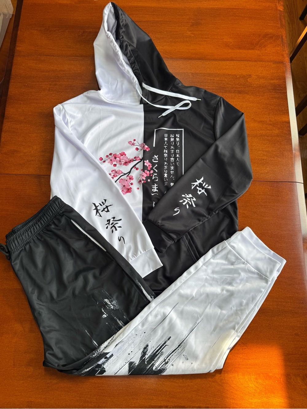 NWOT XL Japanese Sakura Cherry Blossom Hoodie & Jogger Pants 2 Piece Set